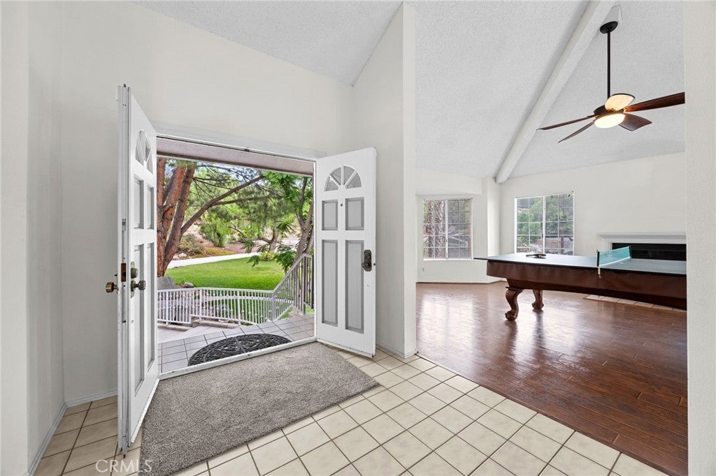 27990 Vista Del Valle