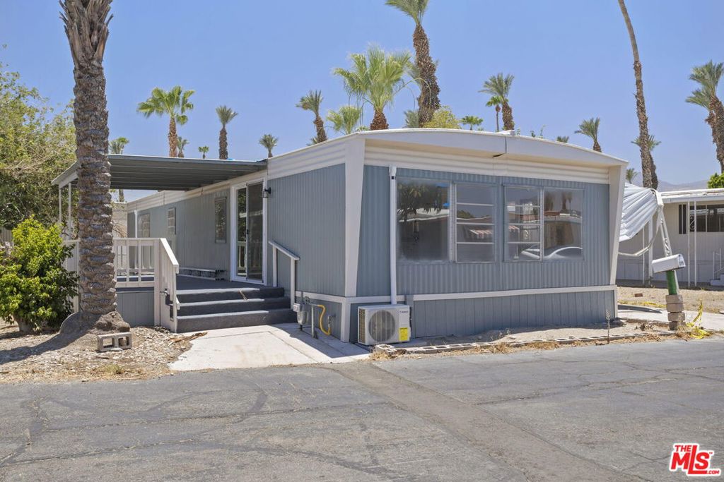 80870 Highway 111