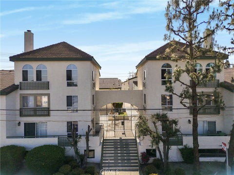 Photo of 15000 Downey Avenue #337, Paramount, CA 90723 (MLS # SB26201255)