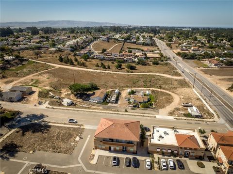 Tiny photo for 719 W Tefft Street, Nipomo, CA 93444 (MLS # PI25083116)