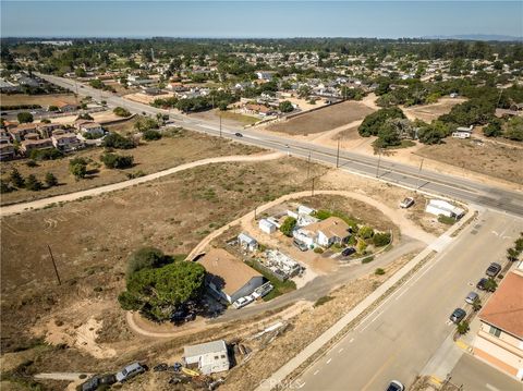 Tiny photo for 719 W Tefft Street, Nipomo, CA 93444 (MLS # PI25083116)