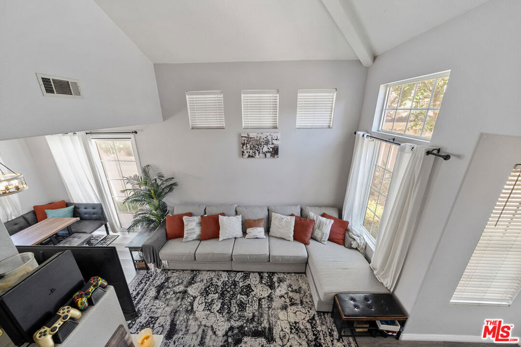 432 Middlebury Court