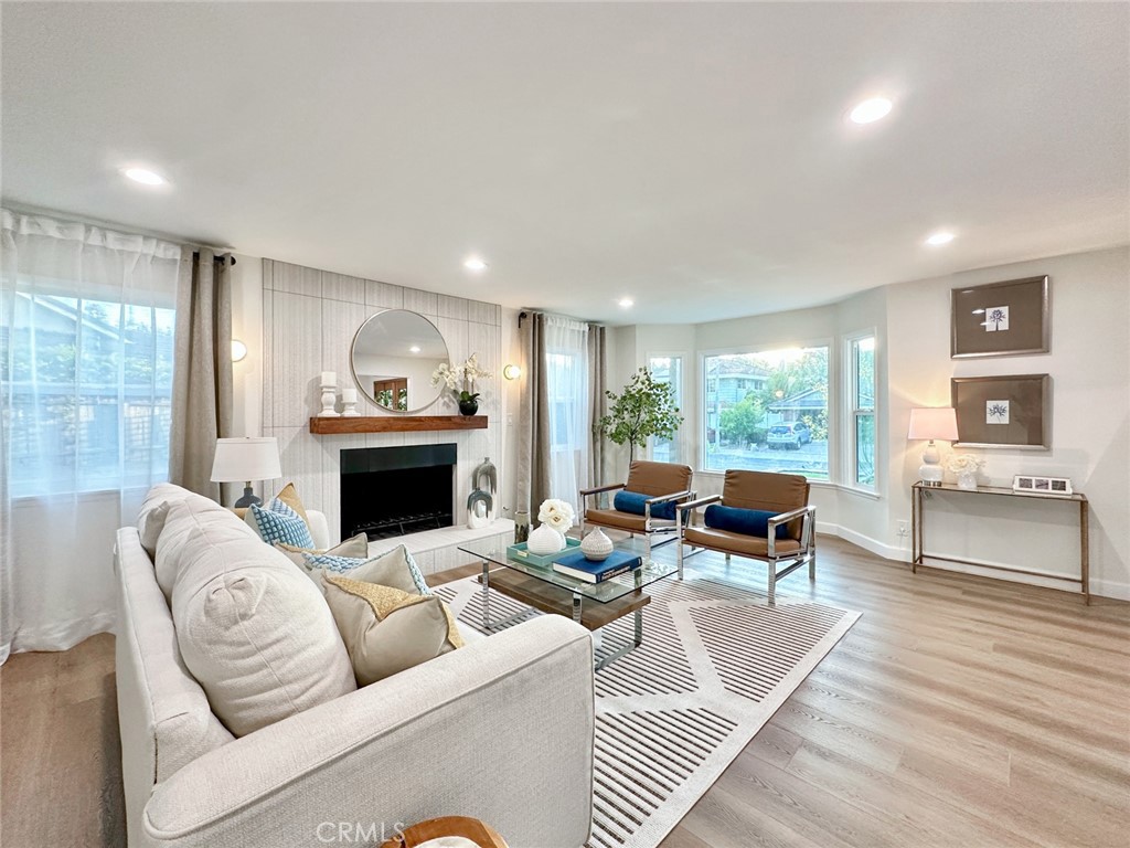 1924 Smokewood Avenue