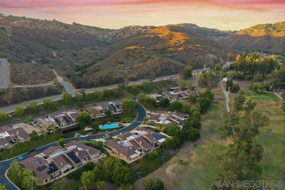 8635 Circle R Valley