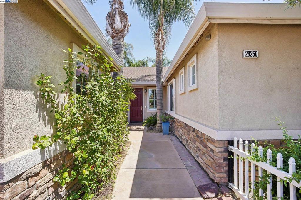 28250 S Zephyr Dr