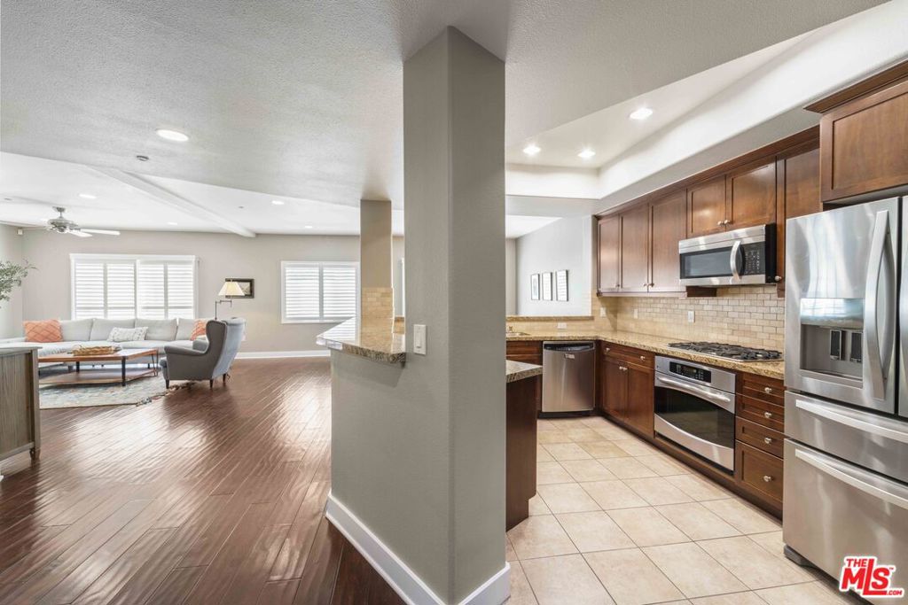 11115 Acama Street 107