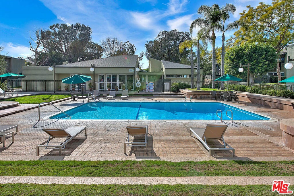 4822 Hollow Corner Road