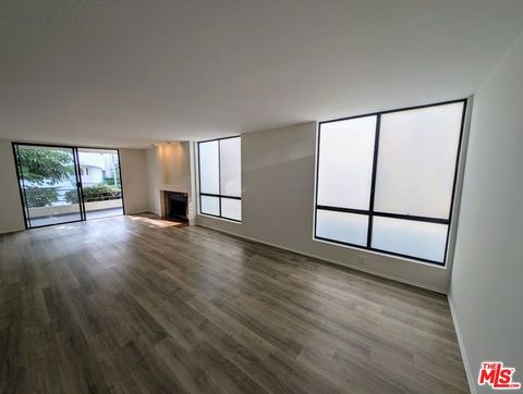 Photo of 1312 S Saltair Avenue #102, Los Angeles, CA 90025 (MLS # 26654429)