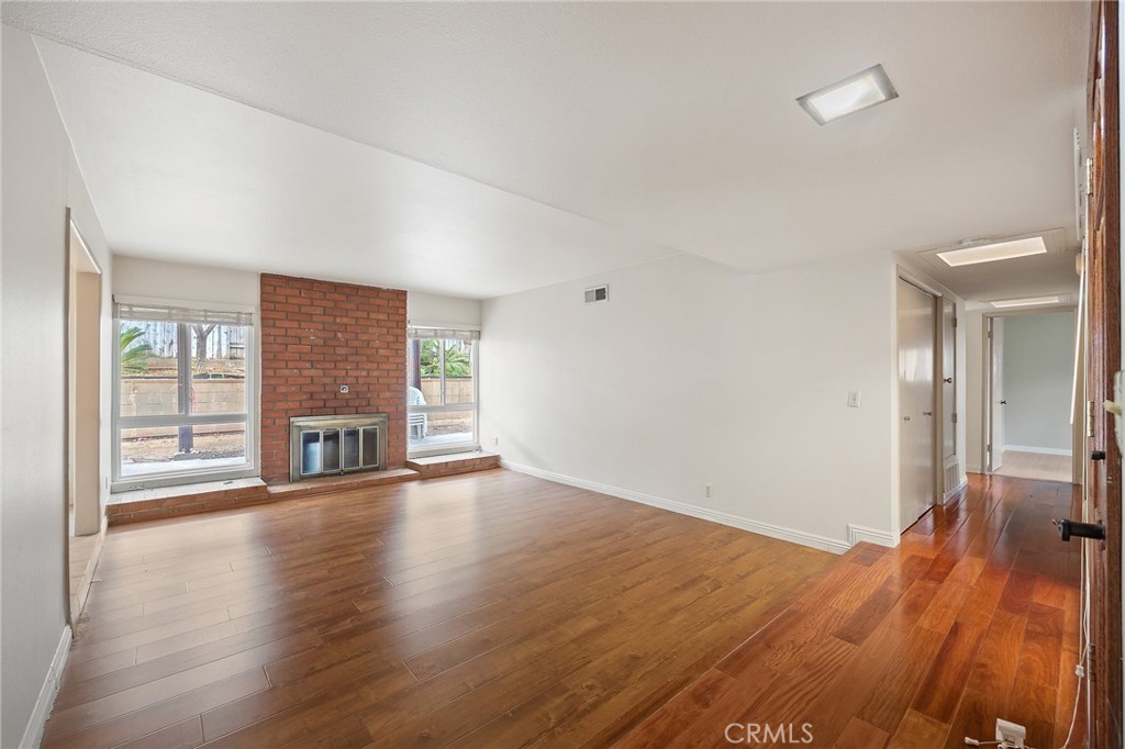 / - Residential Lease