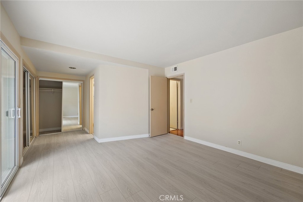 / - Residential Lease