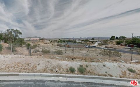 Photo of 16350 Desert Knoll Drive, Victorville, CA 92395 (MLS # 25529805) Photo of 16350 Desert Knoll Drive, Victorville, CA 92395 (MLS # 25529805)