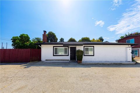 Photo of 2477 Orange Ave #A, Costa Mesa, CA 92627 (MLS # NP25262667)