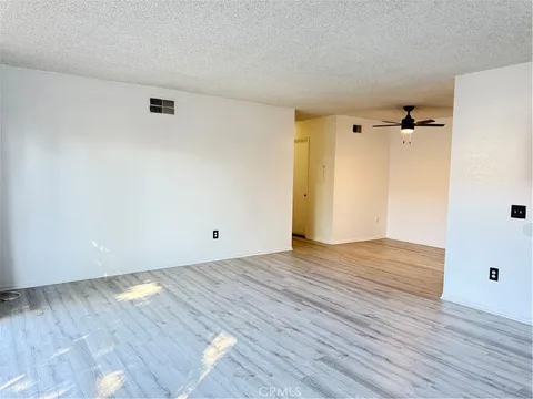 1056 Cabrillo Park Drive Unit G, Santa Ana, CA 92701 - MLS#: IG25265912