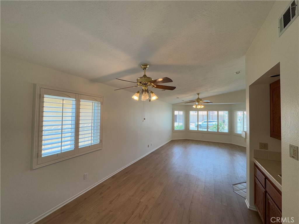 828 La Morena Drive
