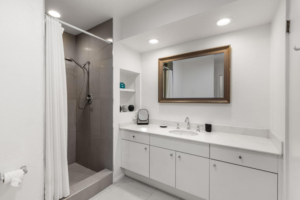 Mountain Cove - Residential Lease
