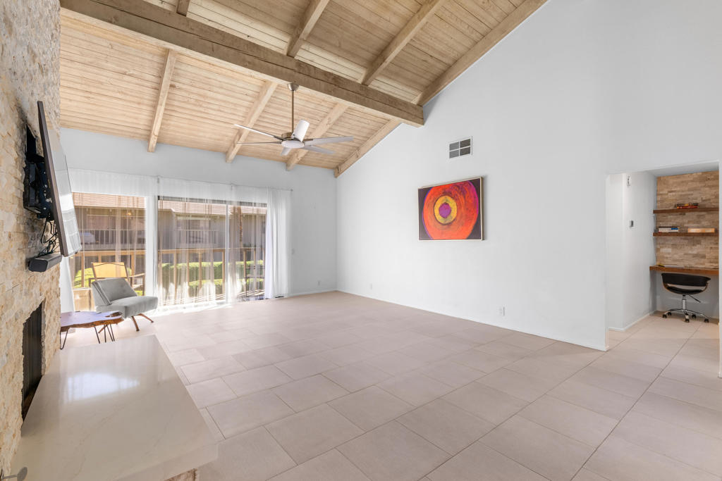 Mountain Cove - Residential Lease