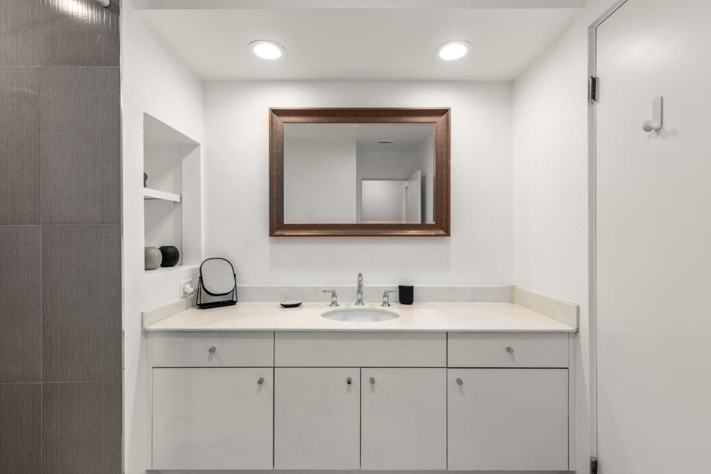 Mountain Cove - Residential Lease