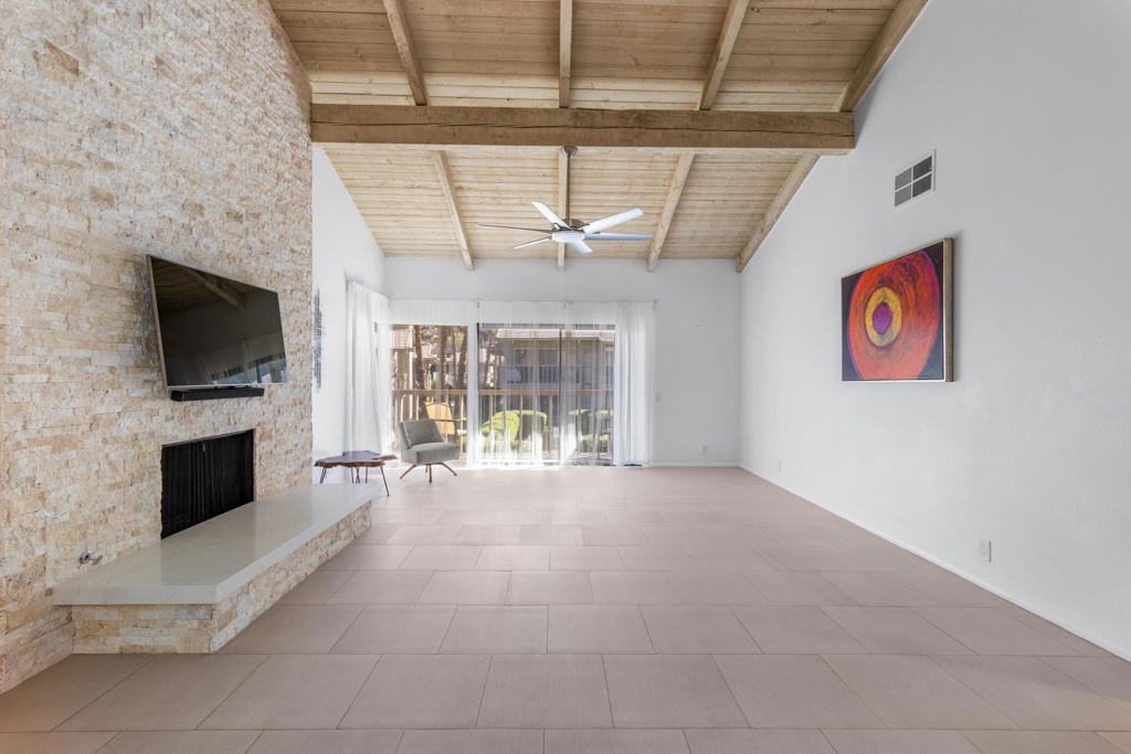 Mountain Cove - Residential Lease