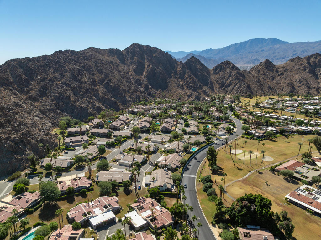 Mountain Cove - Residential Lease