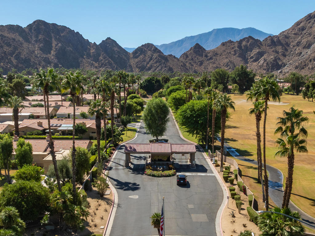 Mountain Cove - Residential Lease