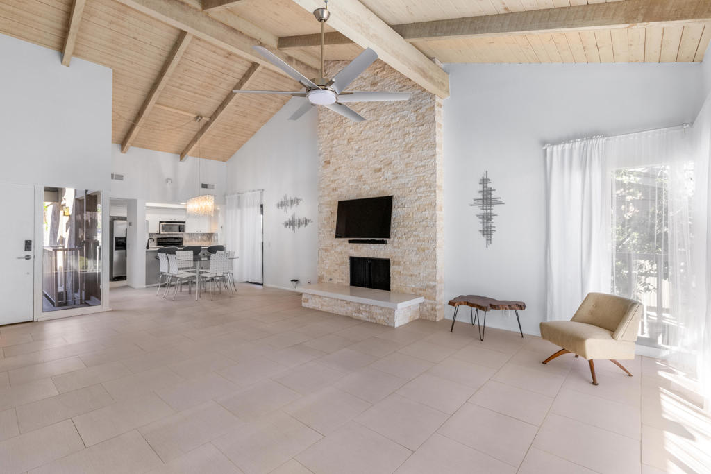 Mountain Cove - Residential Lease