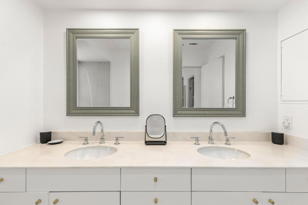 Mountain Cove - Residential Lease
