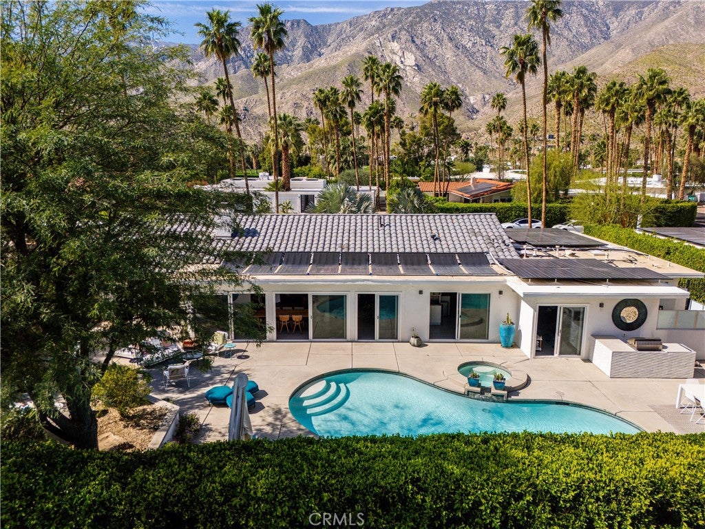 2736 S CAMINO REAL
