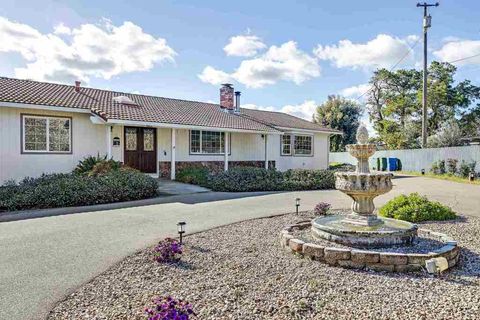 Photo of 2571 2571 Anderson Ln Ln, Brentwood, CA 94513 (MLS # 41124011)