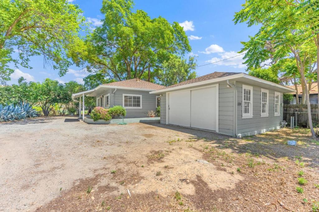 584 Monterey Road