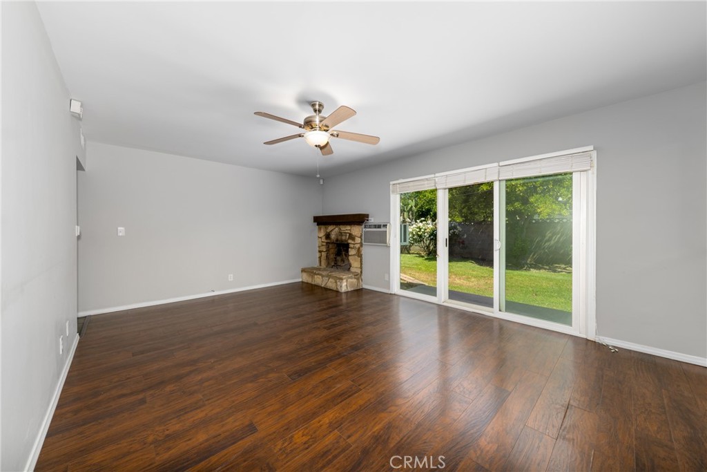 261 E Fig Avenue