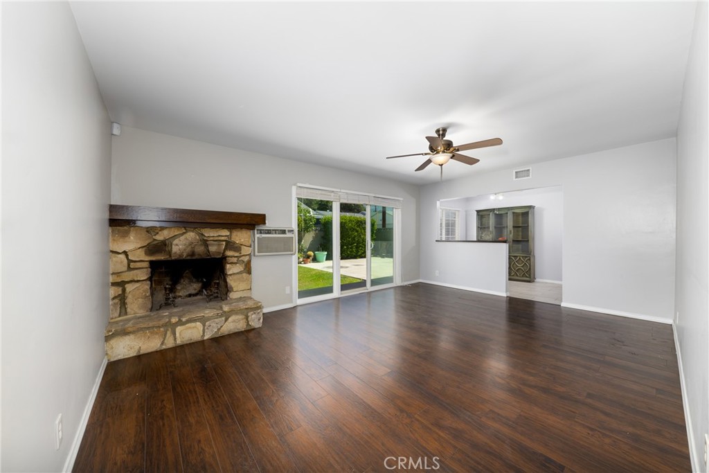 261 E Fig Avenue
