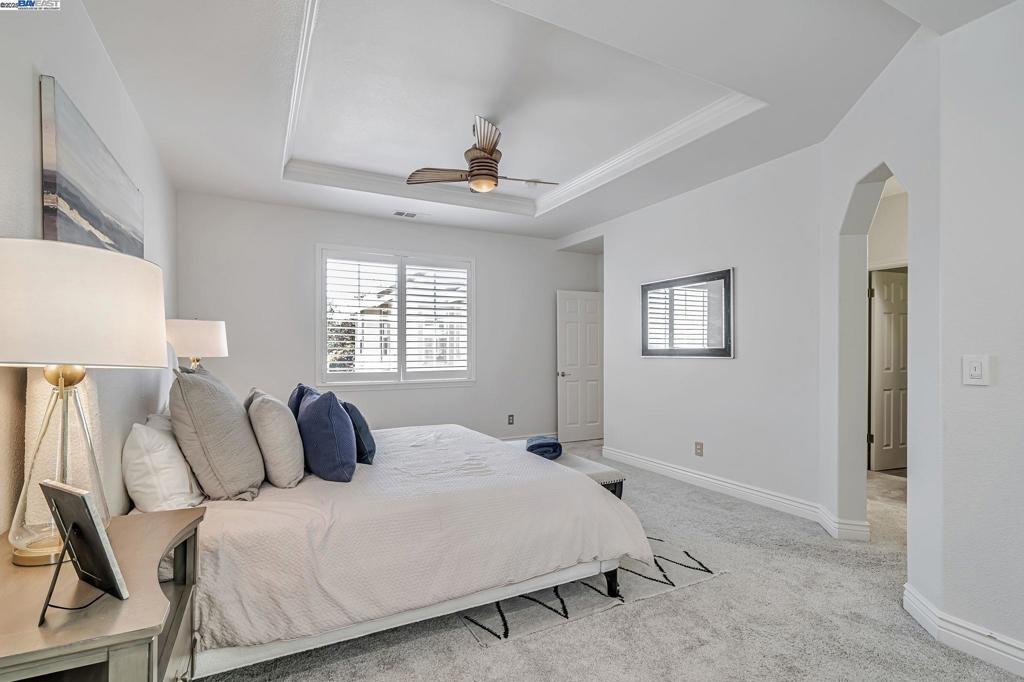 QUAIL GARDENS - Residential