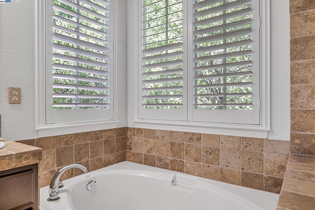 QUAIL GARDENS - Residential