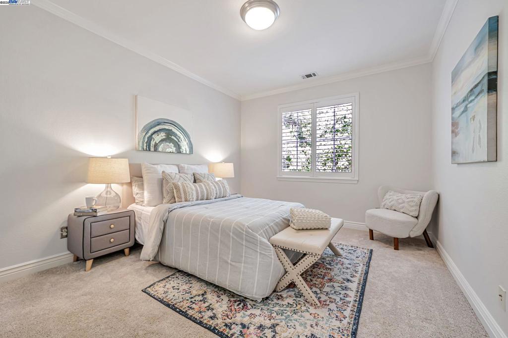 QUAIL GARDENS - Residential