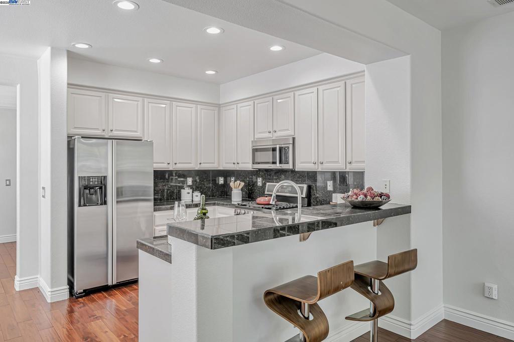 QUAIL GARDENS - Residential