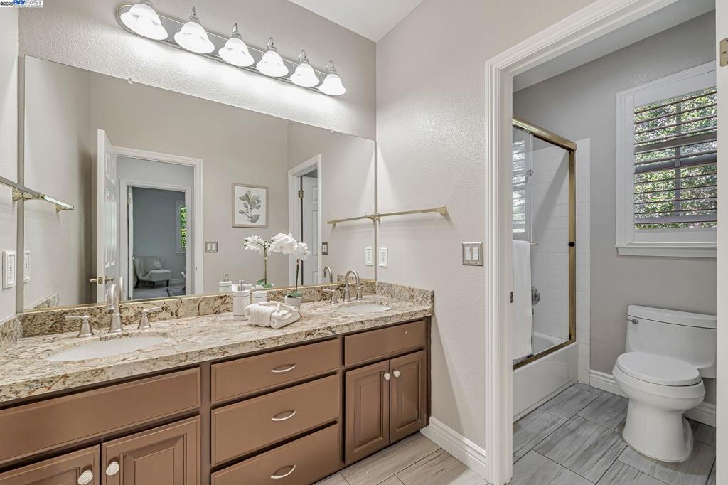 QUAIL GARDENS - Residential