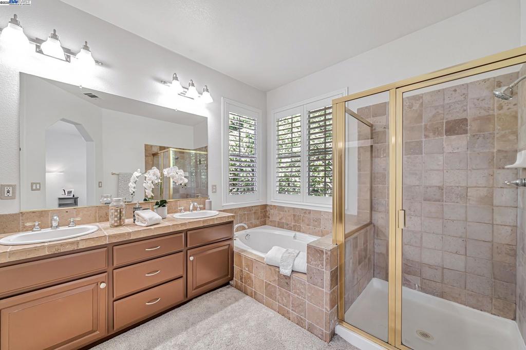 QUAIL GARDENS - Residential