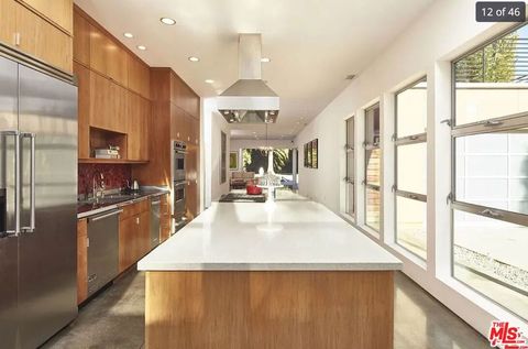 Photo of 4430 Lindblade Drive, Los Angeles, CA 90066 (MLS # 25596281)