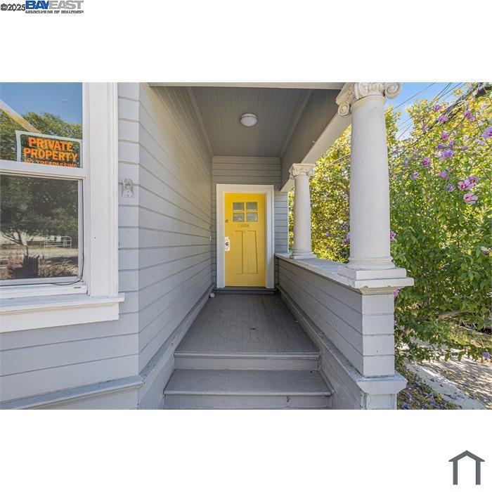 OAKLAND - Residential Lease