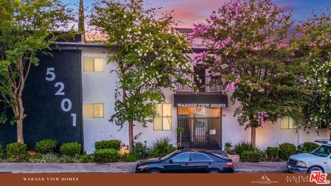 5201 Rigoletto Street Woodland Hills CA 91364