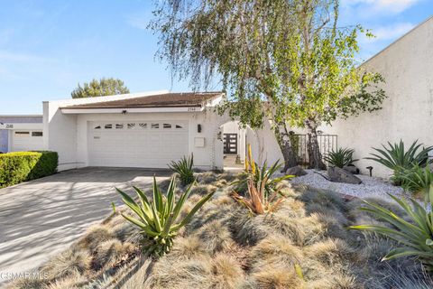 Photo of 2544 Northshore Lane, Westlake Village, CA 91361 (MLS # 226002242)