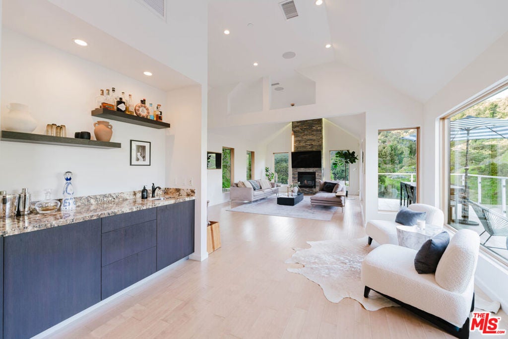 10110 Cielo Drive