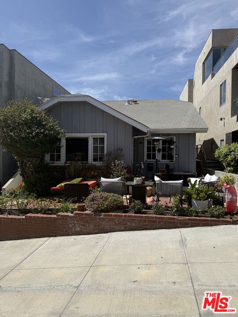 127 16th Street Manhattan Beach CA 90266