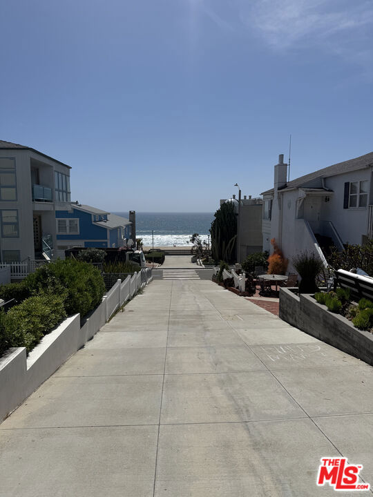 127 16th Street