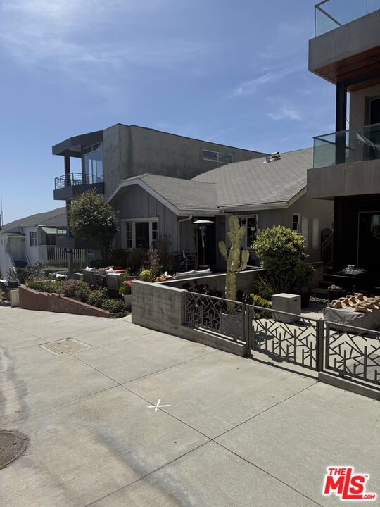 127 16th Street