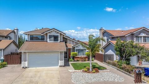 Photo of 106 Peridot Court, Hercules, CA 94547 (MLS # ML82048828)