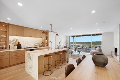 207 Canal Street Newport Beach CA 92663