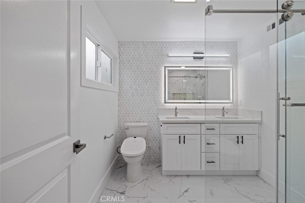 Newport Shores (NEWS) - Residential Lease