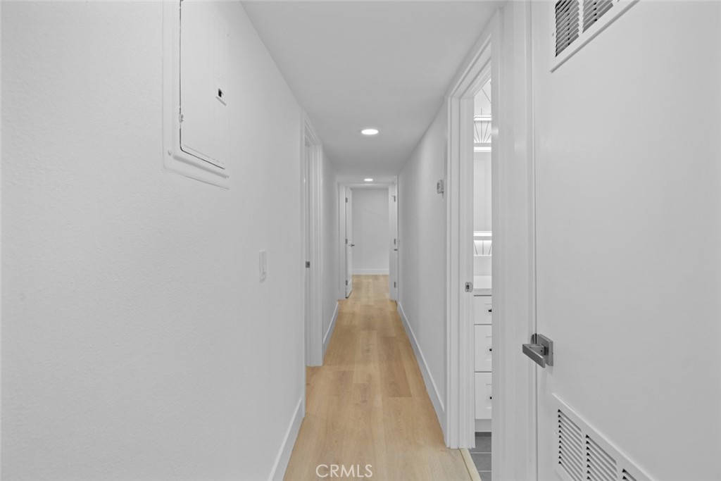 Newport Shores (NEWS) - Residential Lease