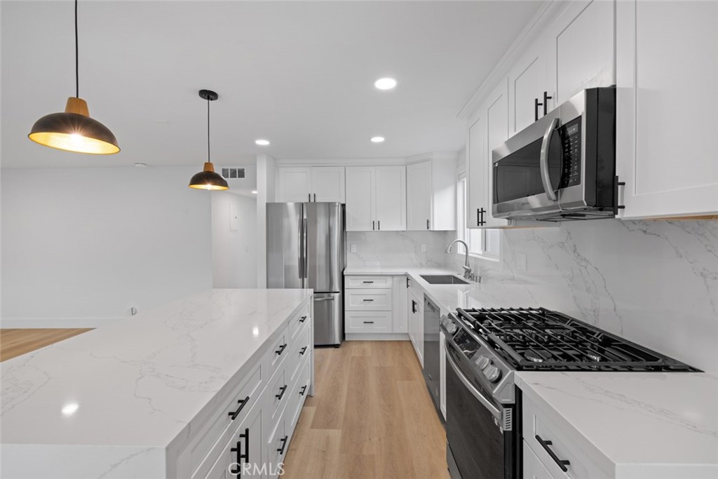 Newport Shores (NEWS) - Residential Lease